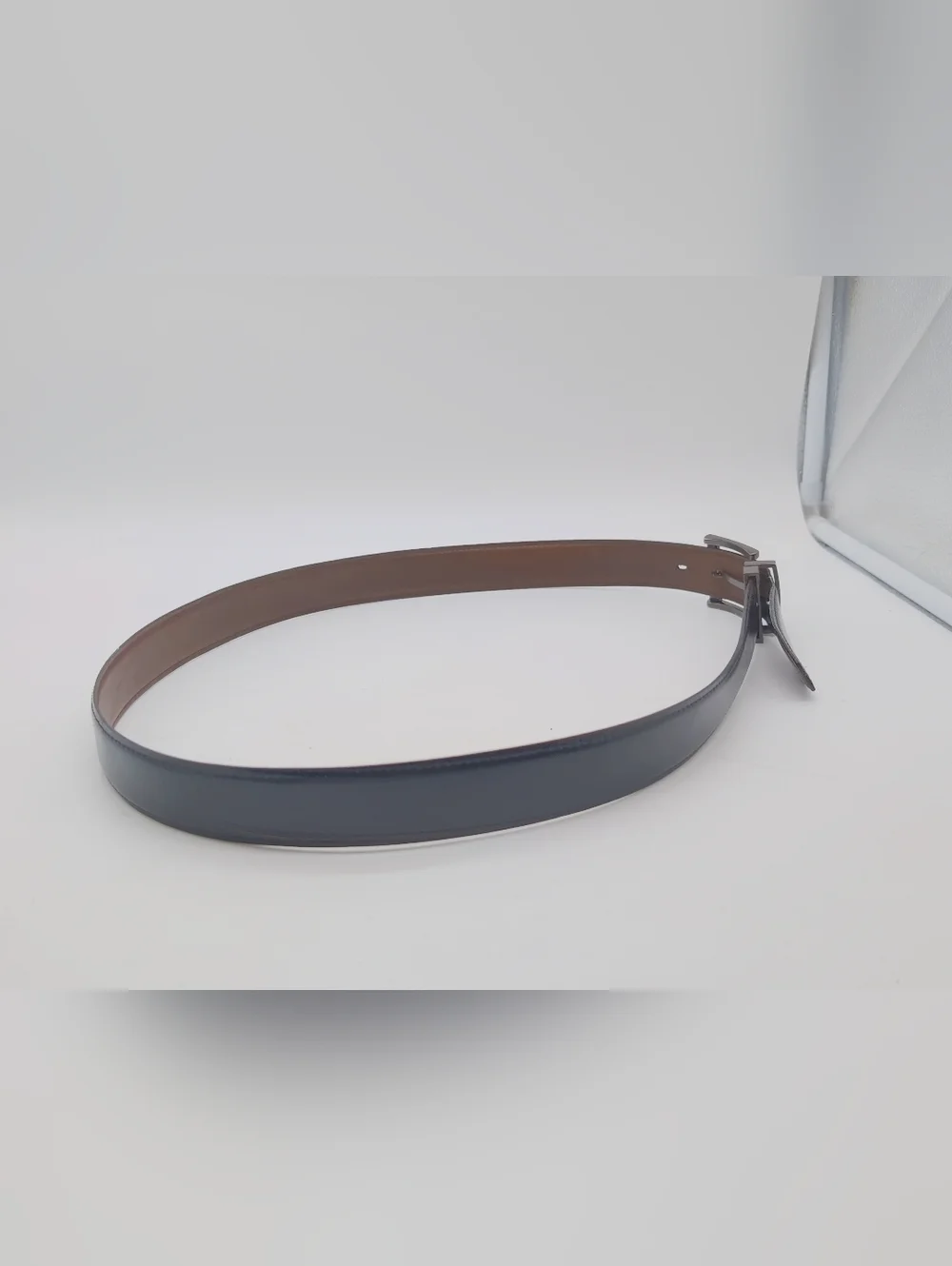 Kenneth Cole Reaction Black Leather Belt Sz 40 with Gunmetal Buckle